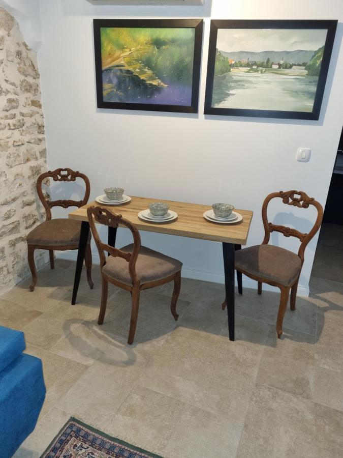 Apartmani Ulika Bale Exterior photo